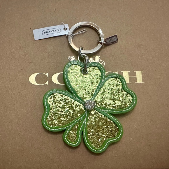 Coach Green Leather Glittered Four Leaf Clover Shamrock Keychain Fob Bag - Picture 2 of 5